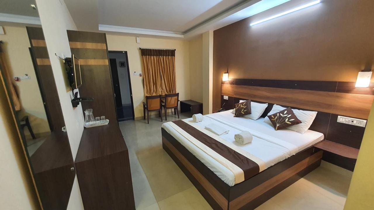 فندق S4 Residency شيناي المظهر الخارجي الصورة